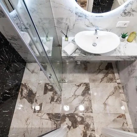 Апартаменти Leogrand On Horodotska 45 Львів