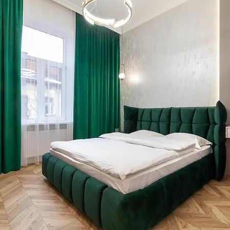 Leogrand On Horodotska 45 Апартаменты *