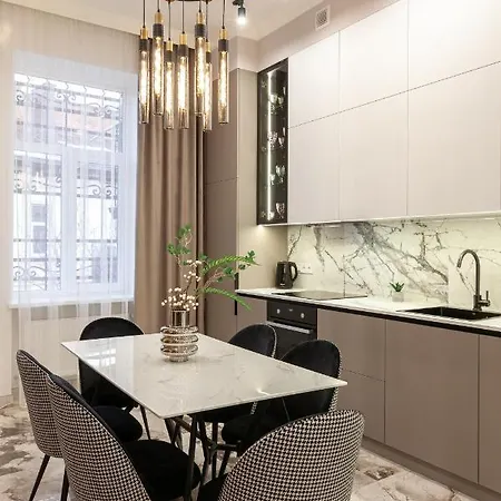 Leogrand On Horodotska 45 Apartment *